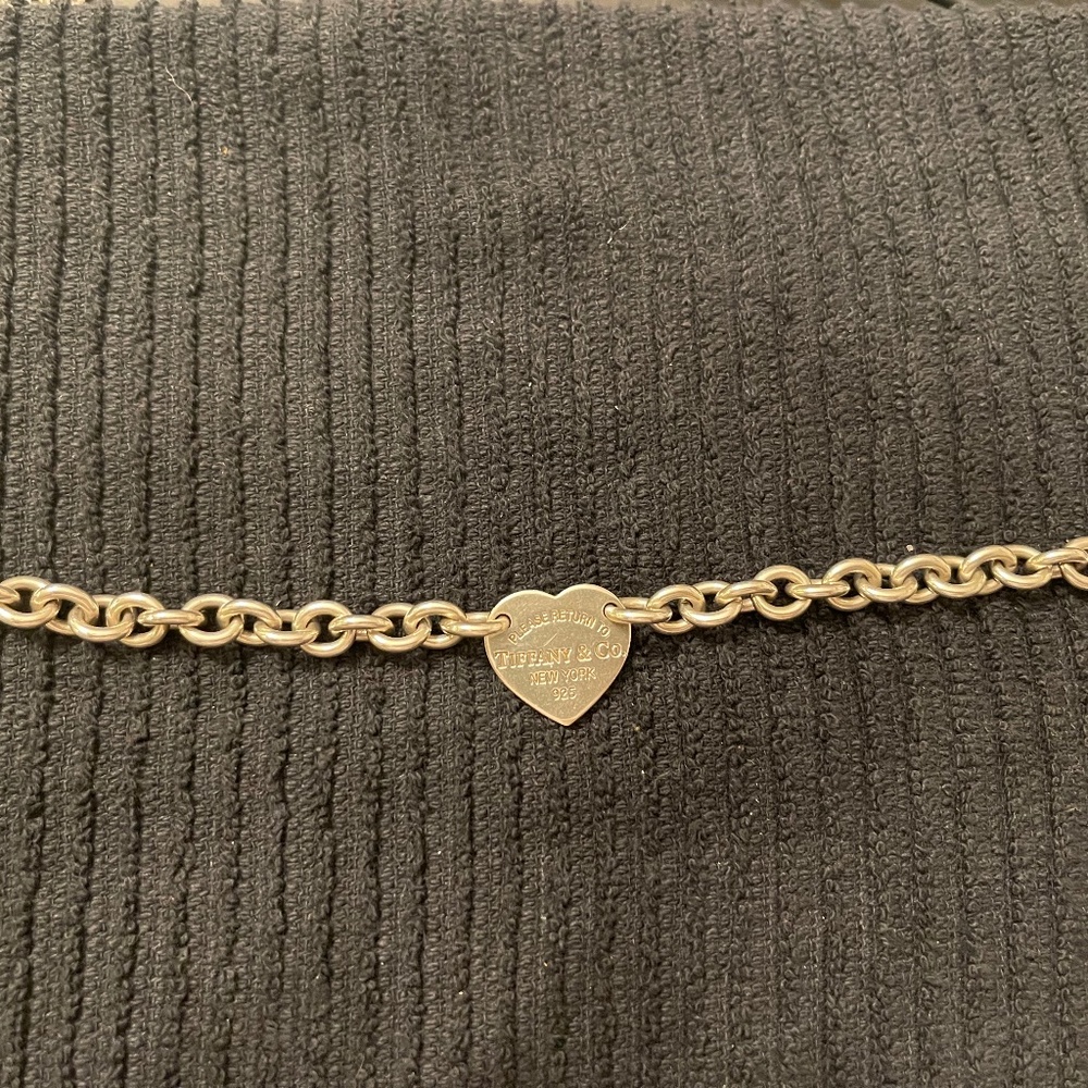 Tiffany & Co- return to Tiffany Heart Tag bracelet